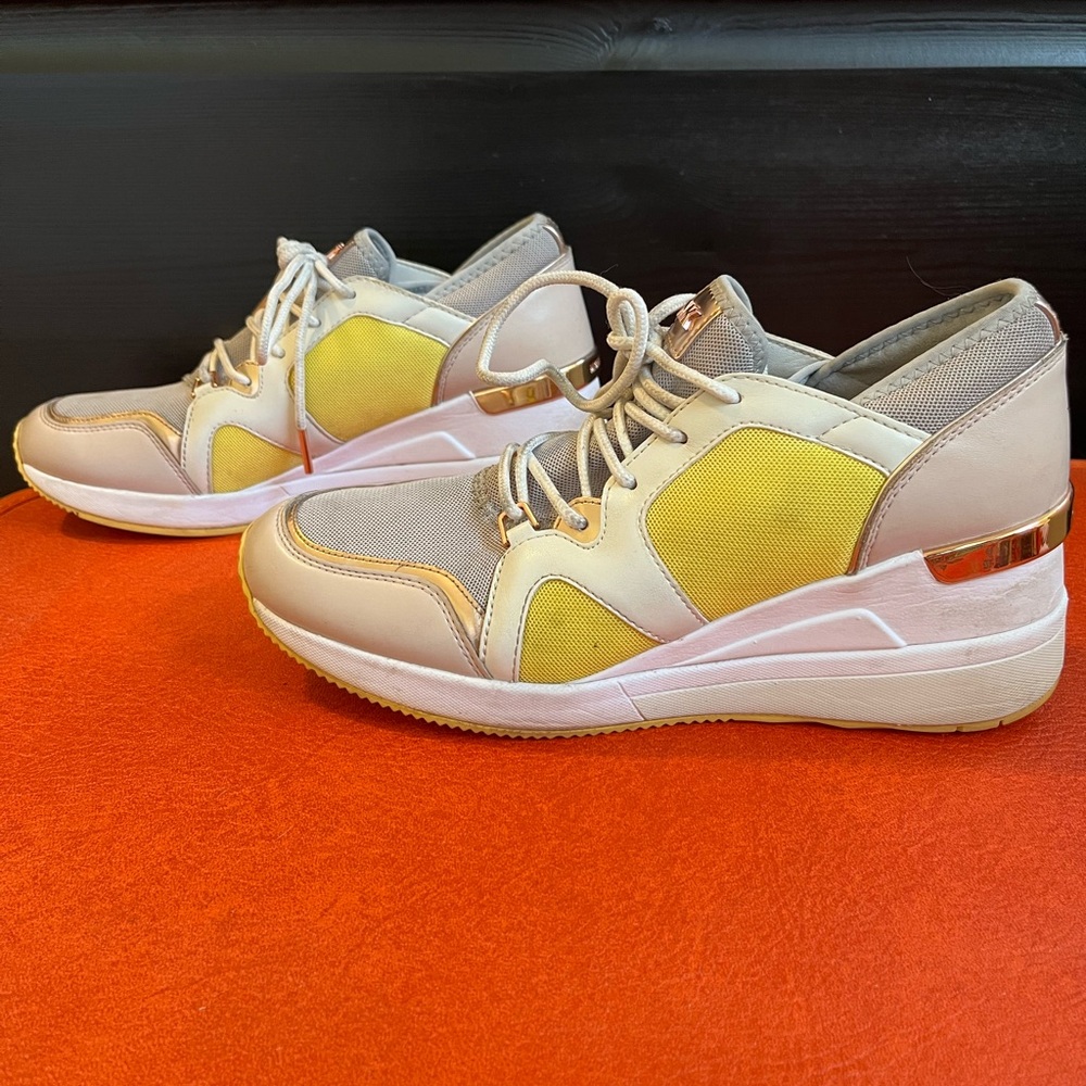 Michael Kors Liv Bubble Trainer Sneakers - Picture 6 of 12